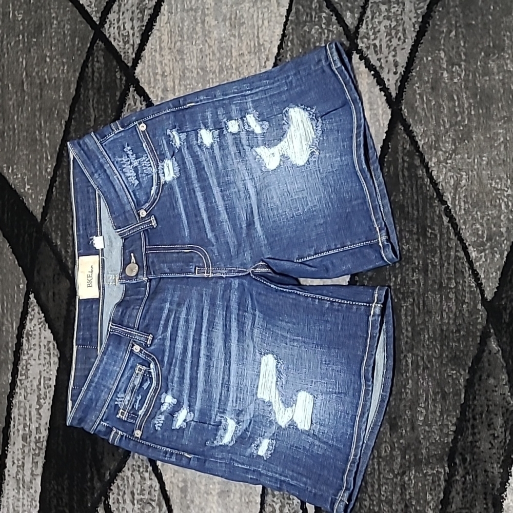 BKE DISTRESSED DENIM JEAN SHORTS